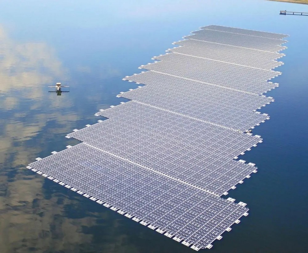 Photovoltaïque flottant en mer