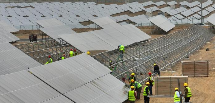 Production d'énergie photovoltaïque de 500 000 kilowatts à Yecheng, Xinjiang